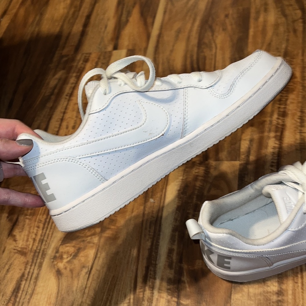Nike Court Borough Low